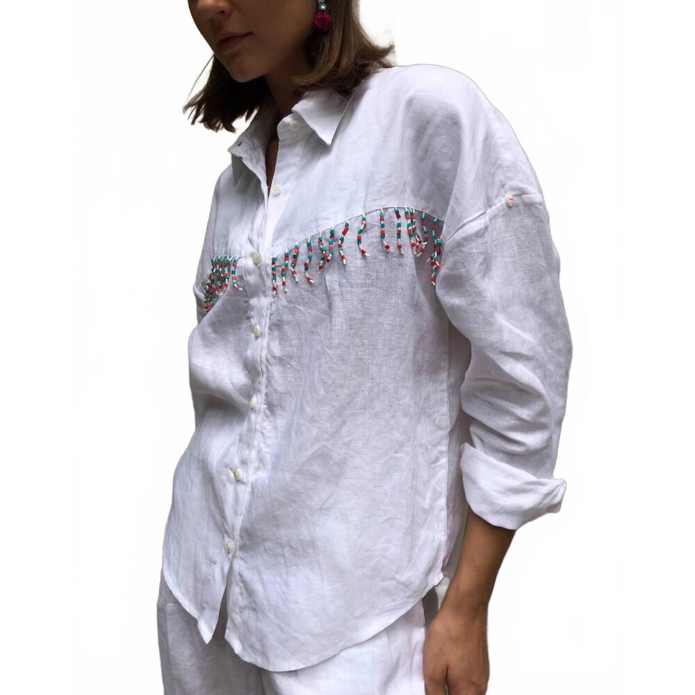 NEW PUKA ulu with turquoise and coral beads shirt in white